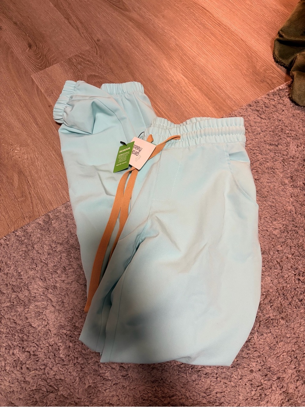 NWT Jogger scrub pants